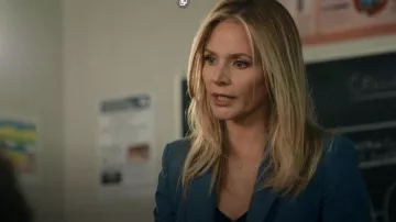 Tahari Asl Blue Blaz­er with Cuffed Sleeve worn by Holly Barrett (Jessalyn Gilsig) as seen in Big Shot (S01E05)