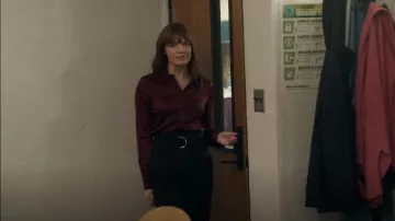 Theory Pointed Collar Satin Shirt worn by Maggie Goodwyn (Kathleen Rose Perkins) as seen in Big Shot (S01E07)