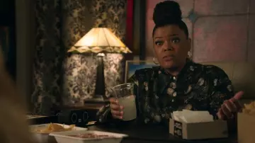 Vince Black Rose Field Silk Shaped Collar Blouse worn by Sherilyn Thomas (Yvette Nicole Brown) as seen in Big Shot (S01E09)