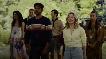 Suéter Kurayo de rieles usado por Jay (Utkarsh Ambudkar) como se ve en Ghosts (S02E04)