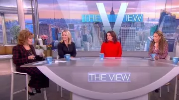 Alice + Olivia Dylan Pantalon à carreaux à carreaux large porté par Joy Behar vu dans The View le 21 octobre 2022