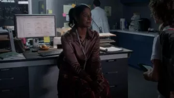 Halogen Pleated Skirt worn by Zainab (Krishna Smitha) as seen in 9-1-1 (S06E06)