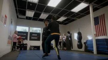 Sweaty Betty Power Block High Waisted Workout Leggings worn by Kasie Hines (Diona Reasonover) as seen in NCIS (S20E06)