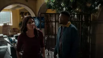 Quiksilver Concave Harrington Chaqueta usada por Devin Rountree (Caleb Castille) vista en NCIS: Los Ángeles (S14E03)