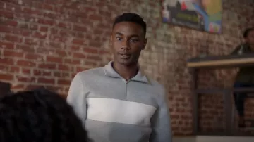 Reiss Sebastian Textural Stripe Zip Neck Jumper usado por Shawn Scott (Jay Reeves) como se ve en All American (S05E03)