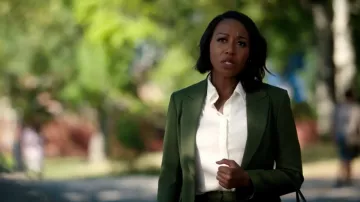Theory Geor­gette Shirt worn by Deputy Inspector Regina Haywood (Amanda Warren) as seen in East New York (S01E02)