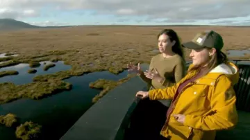 Chaqueta de invierno Fjallraven Greenland usada por Maggie Rulli vista en Good Morning America el 26 de octubre de 2022