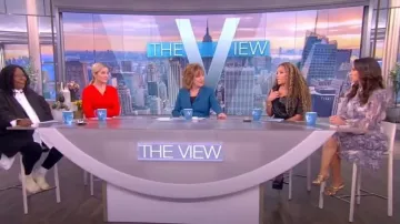 Minivestido con estampado floral Zimmermann usado por Alyssa Farah como se ve en The View el 27 de octubre de 2022