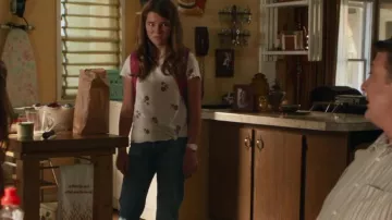 Abercrombie Rose Tie Tee worn by Missy Cooper (Raegan Revord) as seen in Young Sheldon (S06E05)