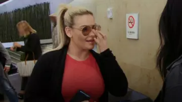 Lululemon Swift­ly Tech Long Sleeve Shirt worn by Natalya Neidhart as seen in Total Divas (S09E06)