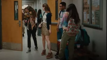 Miu Miu Brogues de cuero granulado y plataforma de corcho usados por Lexi Howard (Maude Apatow) como se ve en Euphoria (S02E03)