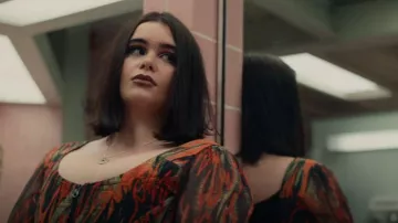 Vivienne Westwood Corsé de retrato en estampado de llama usado por Kat Hernández (Barbie Ferreira) como se ve en Euphoria (S02E08)