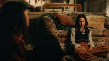 Alice + Olivia Dorian Tanque usado por Lexi Howard (Maude Apatow) como se ve en Euphoria (S02E08)