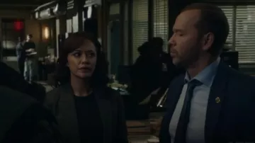 Theory Etiennette Blazer worn by Maria Baez (Marisa Ramirez) as seen in Blue Bloods (S13E04)