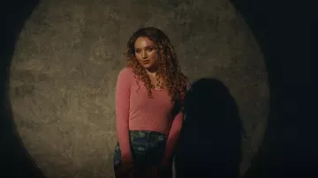 Minga London Heart Print Denim Mini Skirt worn by Halle as seen in Euphoria (S02E07)