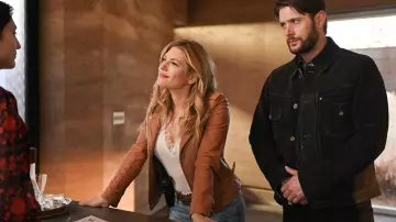 Brown Leather Jacket worn by Jenny Hoyt (Katheryn Winnick) in Big Sky TV series wardrobe (Season 3 Episode 4)