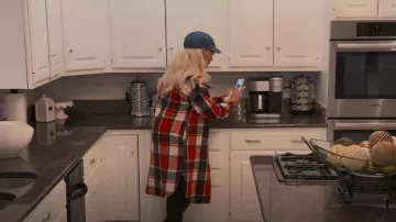 Xaspee Long Plaid Shacket Jacket porté par Karen Huger comme on le voit dans The Real Housewives of Potomac (S07E04)