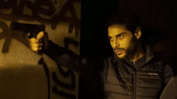 Saïd Masriche (played by Nassim Si Ahmed) outfits on Overdose