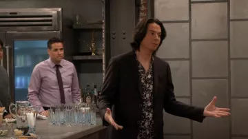 Camisa AllSaints Tiergarten usada por Spencer Shay (Jerry Trainor) vista en iCarly (S01E01)