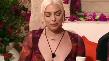 Pretty Little Thing Pink Flo­ral Mi­daxi Skirt worn by Holly Oakes-Ferguson as seen in Love Island Australia (S04E01)