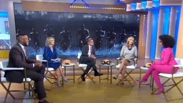 Pantalon crêpe à lacets Moschino porté par Angela Bassett vu dans Good Morning America le 2 novembre 2022