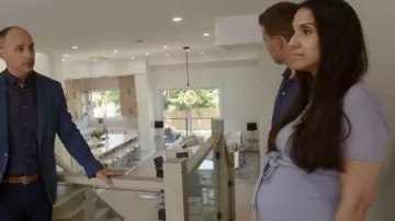 Shein Maternity Belted Dress usado por Alexia como se ve en Love It or List It (S19E08)
