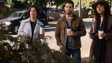 Theory Oak­lane Trench Coat worn by Margaret (Marcia Gay Harden) as seen in So Help Me Todd (S01E06)