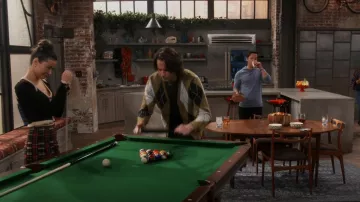 Alice + Olivia Carter Falda a cuadros usada por Carly Shay (Miranda Cosgrove) vista en iCarly (S02E06)