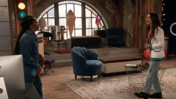 Maje My Dream Cardigan worn by Carly Shay (Miranda Cosgrove) as seen in iCarly (S01E03)