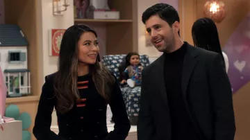 Veronica Beard Gaya Dickey Jacket w / Elbow Patch usado por Carly Shay (Miranda Cosgrove) como se ve en iCarly (S02E08)