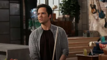 ATM Anthony Thomas Melillo Zip Jacket worn by Freddie Benson (Nathan Kress) as seen in iCarly (S02E08)