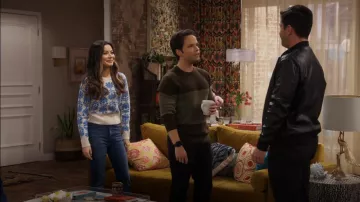 Theory Kamren Colorblock Merino Wool Crewneck Sweater worn by Freddie Benson (Nathan Kress) as seen in iCarly (S02E08)