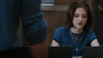 Rag & Bone Alexis T-shirt côtelé porté par le détective Jet Slootmaekers (Ainsley Seiger) vu dans Law & Order: Organized Crime (S03E05)