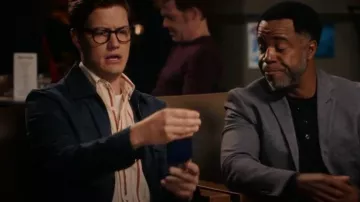 Chemise à rayures Hillma de Ted Baker portée par Jesse Mills (Justin Kelly) dans Hudson & Rex (S05E06)