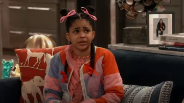 Stella McCartney Multicolour Palms Patches Chaqueta de algodón usada por Millicent (Jaidyn Triplett) como se ve en iCarly (S01E05)