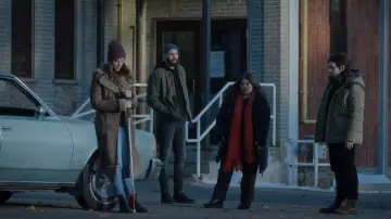 Bottes de cheville en cuir marron marron Blundstone portées par Felix Bell (Morgan Krantz) comme on le voit dans In the Dark (S04E06)