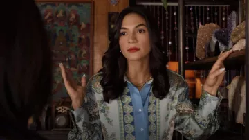 Zara Flowy Printed Shirt worn by Felisa as seen in 9-1-1 (S06E07)