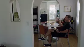 On Sneakers Chaussures portées par G. Callen (Chris O’Donnell) comme on le voit dans NCIS: Los Angeles TV series wardrobe (saison 14 épisode 5)