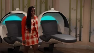 Chaleco de tejido texturizado de Zara con botones usados por Harper (Laci Mosley) como se ve en iCarly (S01E07)