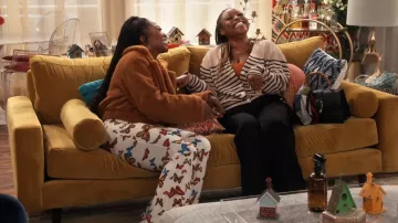 Les poupées tuent les ailes du changement Fusées éclairantes à imprimé papillon portées par Harper (Laci Mosley) comme on le voit dans iCarly (S01E10)