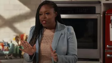 INC International Concepts Puff Sleeve Denim Blazer worn by Maeve (Lyric Lewis) as seen in iCarly (S01E10)