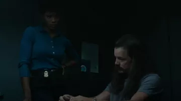 Vince Ribbed Knit Cardi­gan worn by Tiffany Wallace (Katherine Renee Kane) as seen in FBI (S05E06)