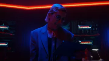 Blazer recortado de Zara usado por Ian Wright (Mason Alexander Park) como se ve en Quantum Leap (S01E08)