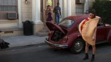 Zadig & Voltaire Lena Bots usados por Carly Shay (Miranda Cosgrove) como se ve en iCarly (S01E11)