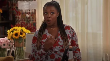 Blusa Hobbs Elizabeth usada por Maeve (Lyric Lewis) como se ve en iCarly (S01E11)