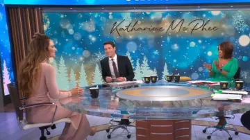 Elisabetta Franchi Red Car­pet Dress worn by Katharine McPhee as seen in CBS Mornings on November 10, 2022