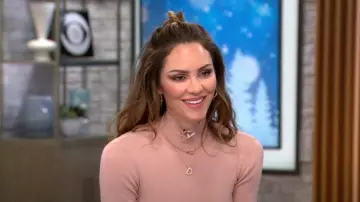 KMF Jewelry 14K Rose Gold KMF Imperial Rope Necklace worn by Katharine McPhee as seen in CBS Mornings on November 10, 2022