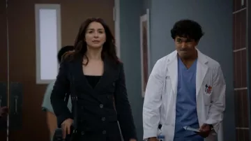 3.1 Phillip Lim Pashli Bolso de cuero usado por la Dra. Amelia Shepherd (Caterina Scorsone) como se ve en Anatomía de Grey (S19E06)