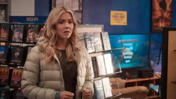 Aritzia Fleece Lined Goose Down Puffer worn by Erin (Megan Munro) as seen in Blockbuster (S01E08)
