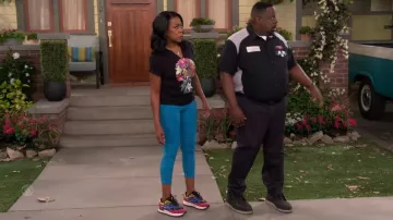Nike Pro Cropped Leggings worn by Tina Butler (Tichina Arnold) as seen in The Neighborhood (S05E07)